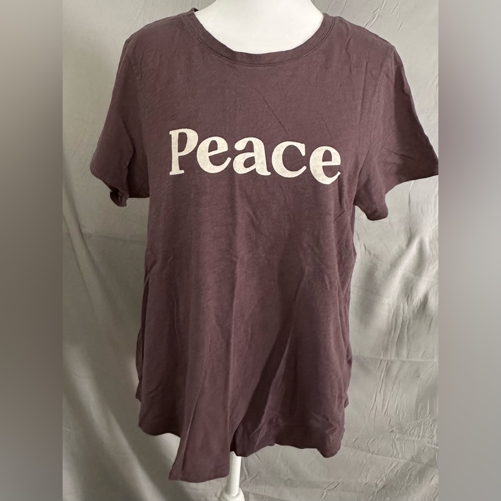 Old Navy Gray 'Peace' Short Sleeve Tee